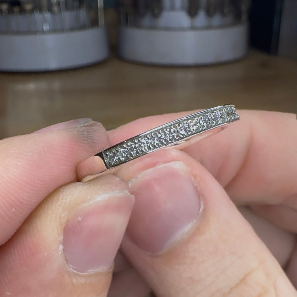 Diamond set band
