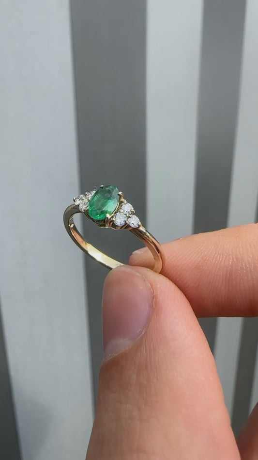 Emerald and diamond ring